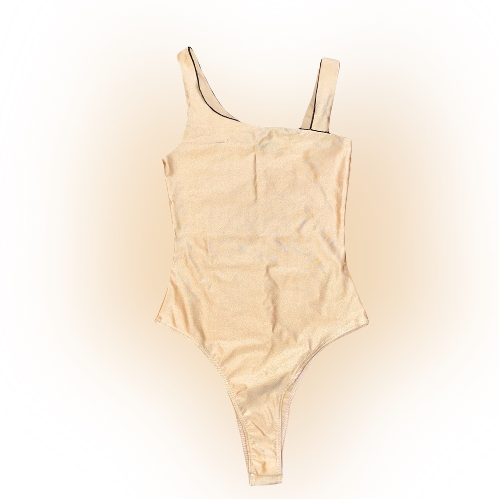 NWOT SORELLA GOLD ASYMMETRICAL BODYSUIT // SIZE XS⭐️